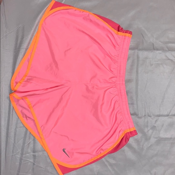 Nike Dri-fit shorts - Picture 1 of 3